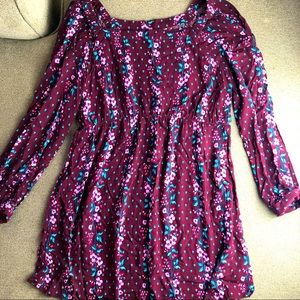 Size small maternity top